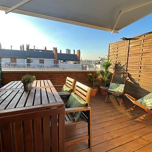 Apartamento Penthouse Private Terrace Sustainable Keyless Access, Barcelona