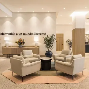 4* Отель Ilunion Les Corts