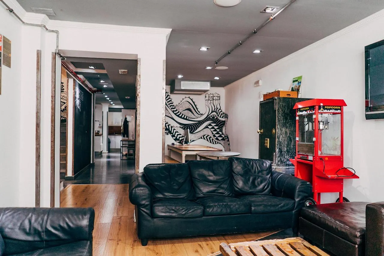 Black Swan Hostel Barcelona